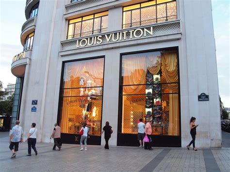 louis vuitton paris online|louis vuitton paris france.